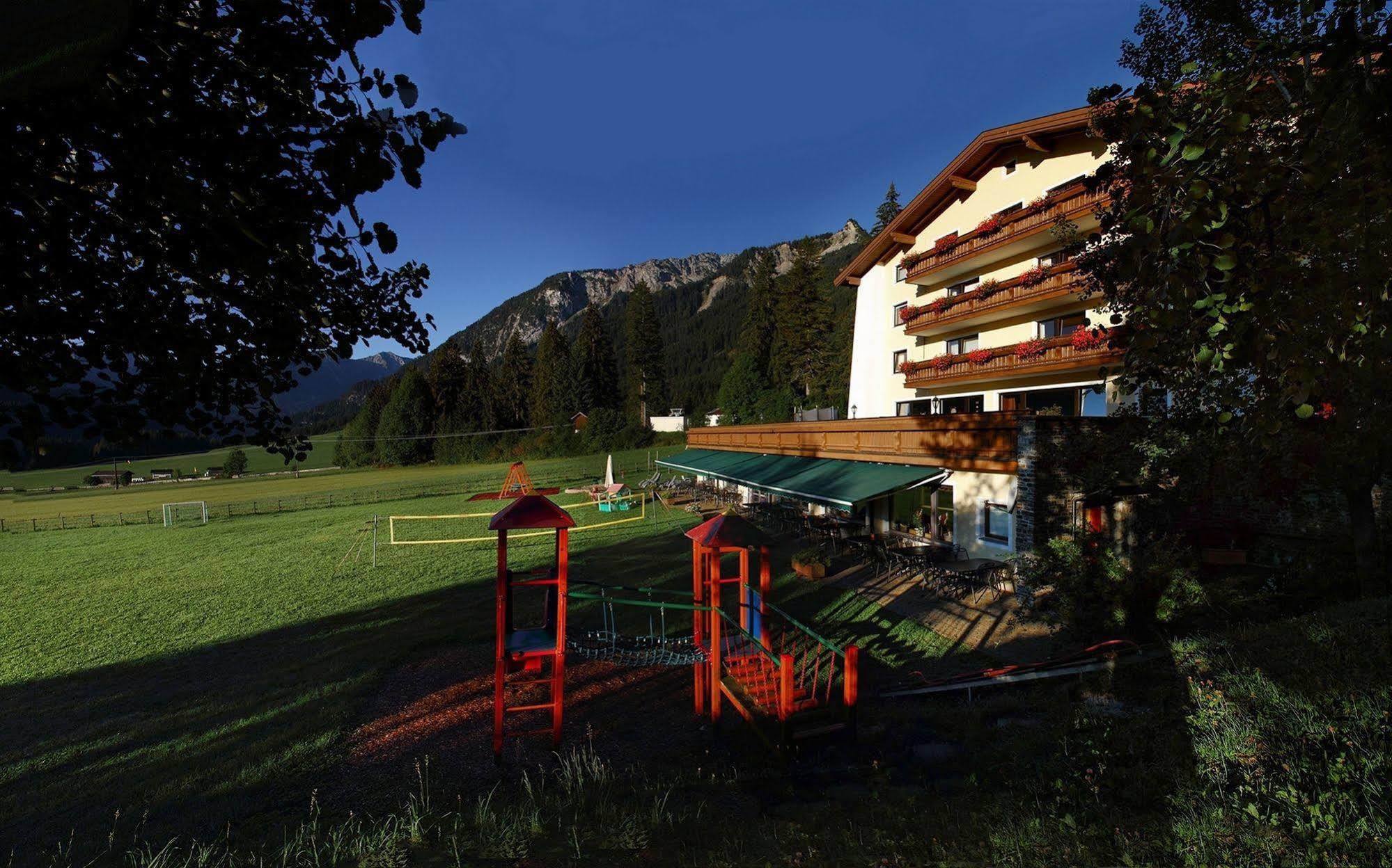 Haus Diana Hotel Reutte Eksteriør billede