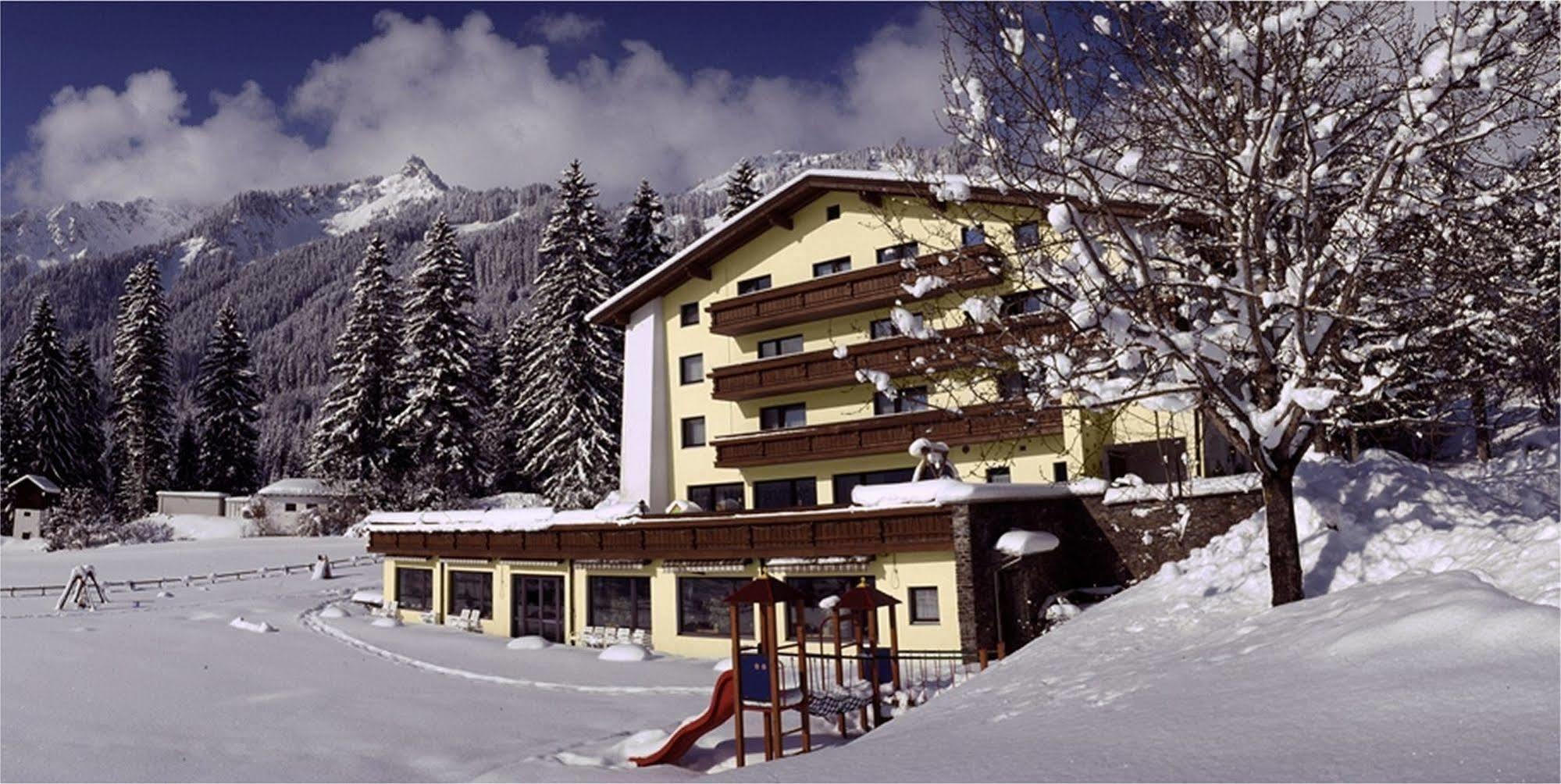 Haus Diana Hotel Reutte Eksteriør billede